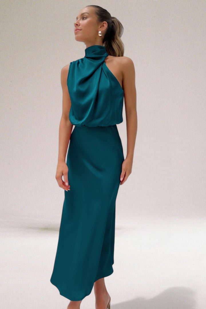 Flavia – Premium Satin Dress