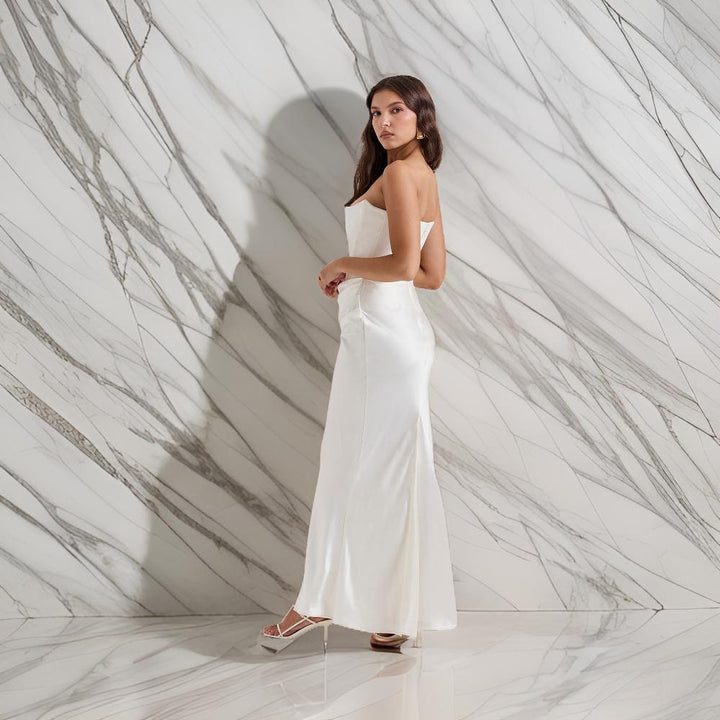 Viola – The Luxurious Maxi Dress