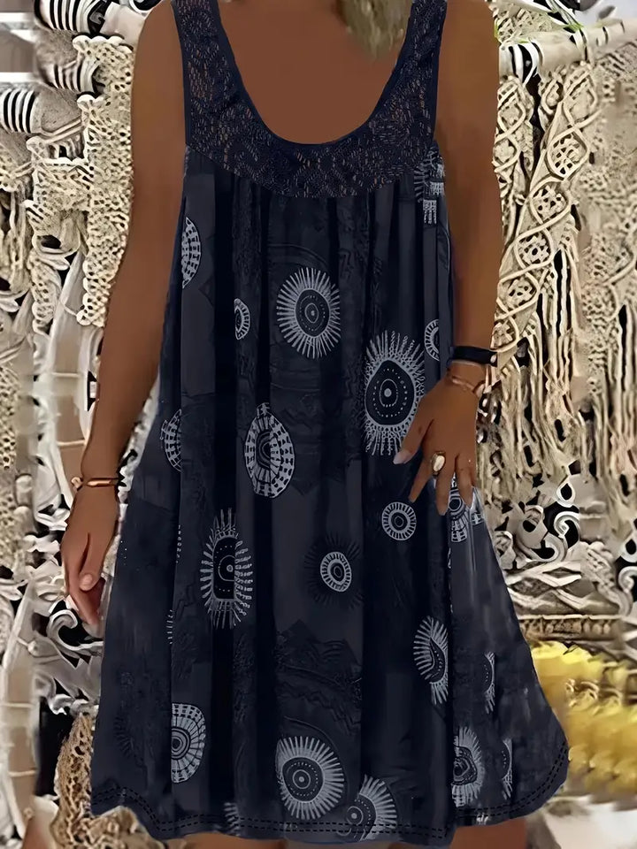 Juniper – Plus-Size Paisley Sleeveless Dress