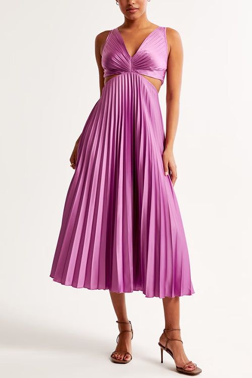 Elsa - Pleated Maxi Dress