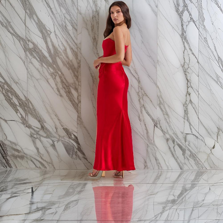 Viola – The Luxurious Maxi Dress