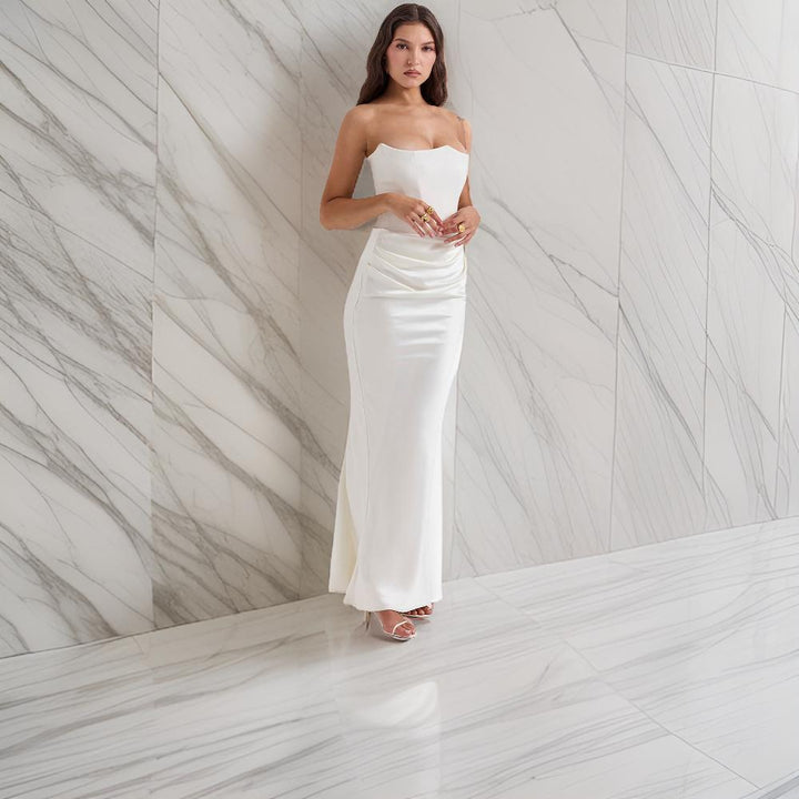 Viola – The Luxurious Maxi Dress