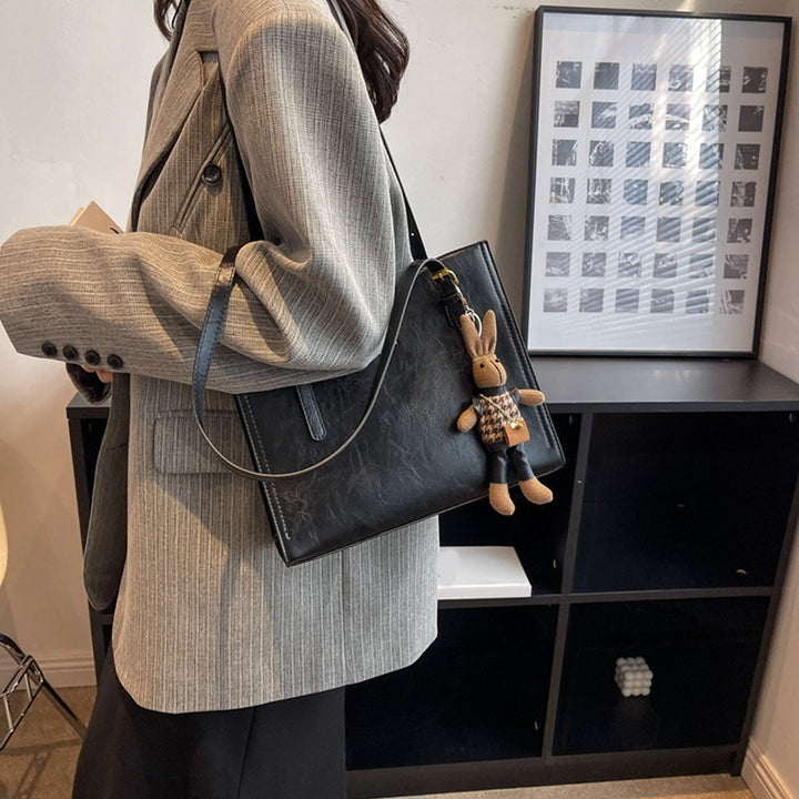Charmbun – The Elegant Shoulder Bag