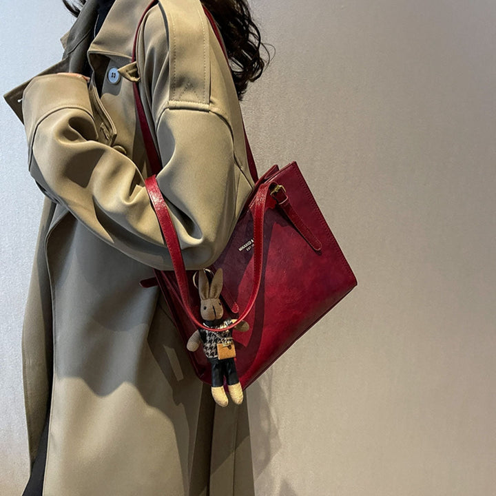 Charmbun – The Elegant Shoulder Bag