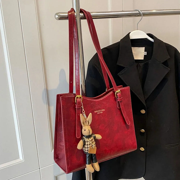 Charmbun – The Elegant Shoulder Bag