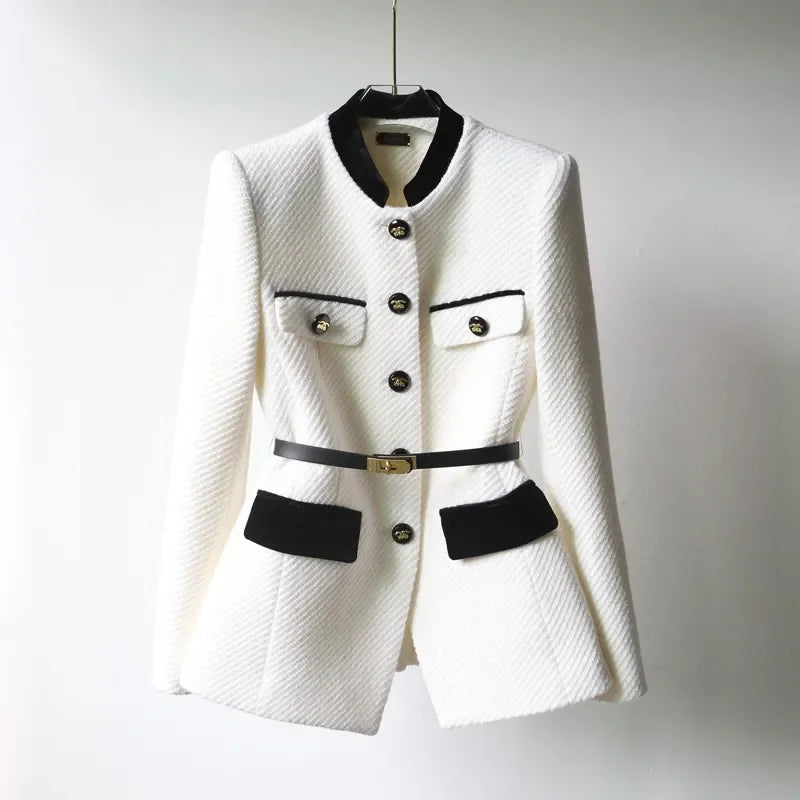Daniella - Stylish Blazer