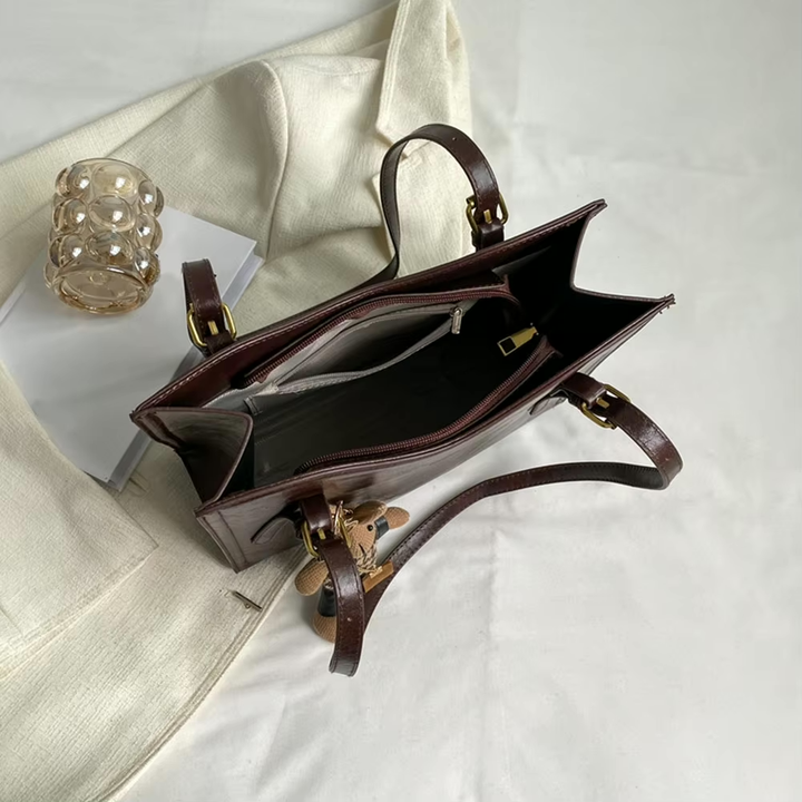 Charmbun – The Elegant Shoulder Bag