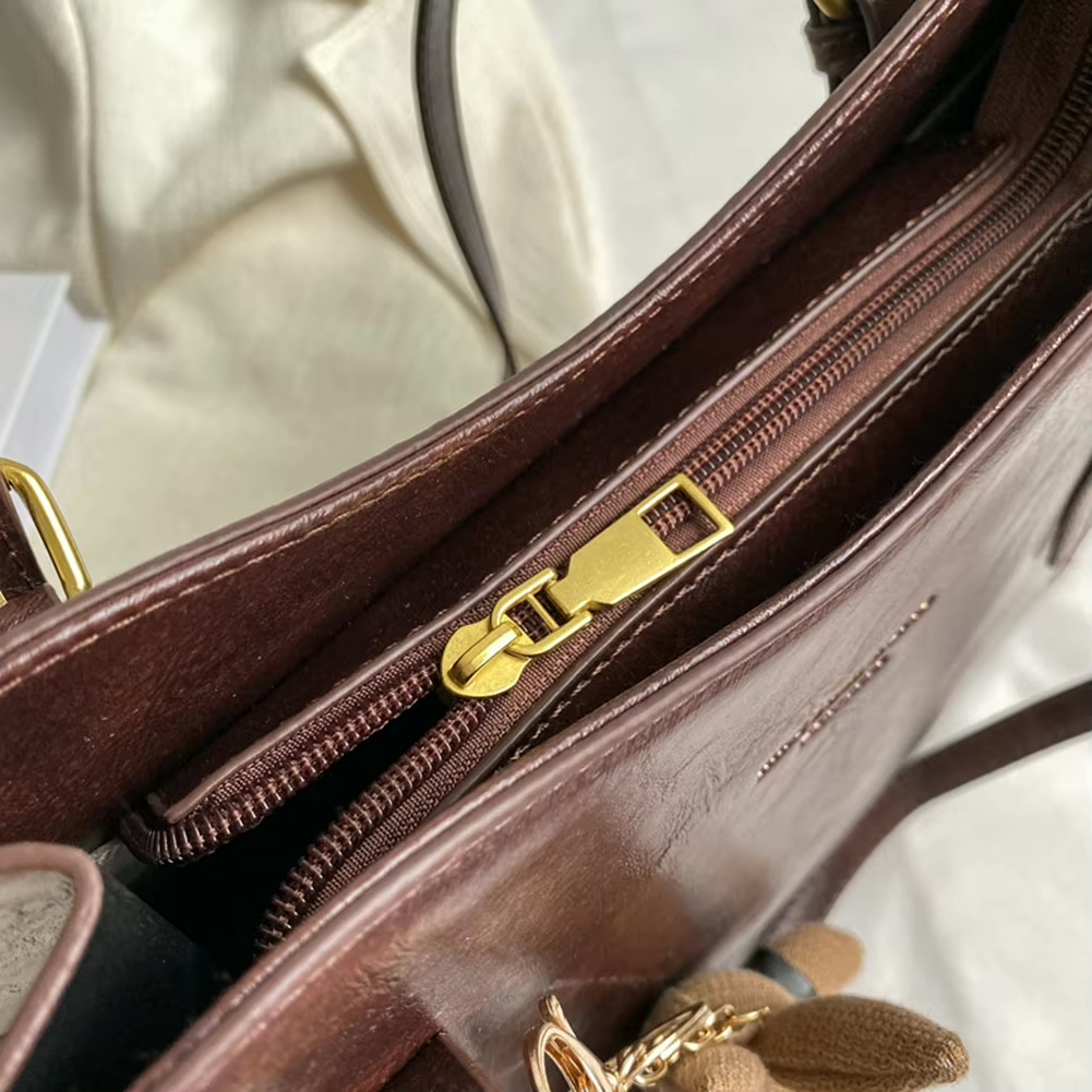 Charmbun – The Elegant Shoulder Bag