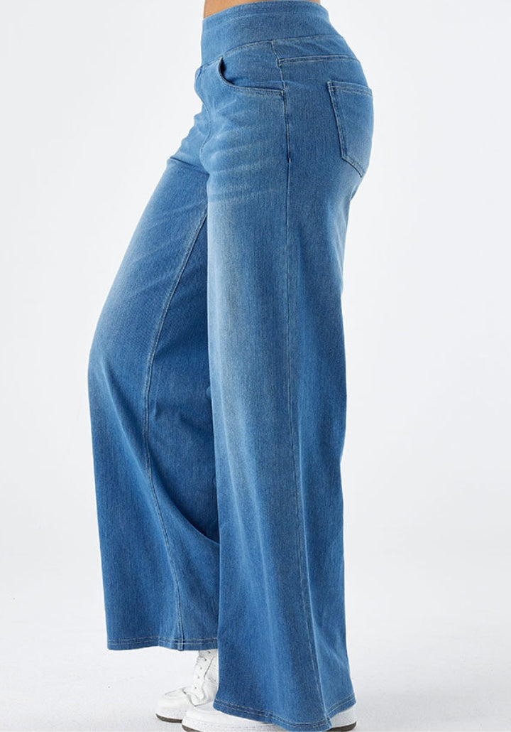 Bhel - High-Waisted Stretchy Jeans