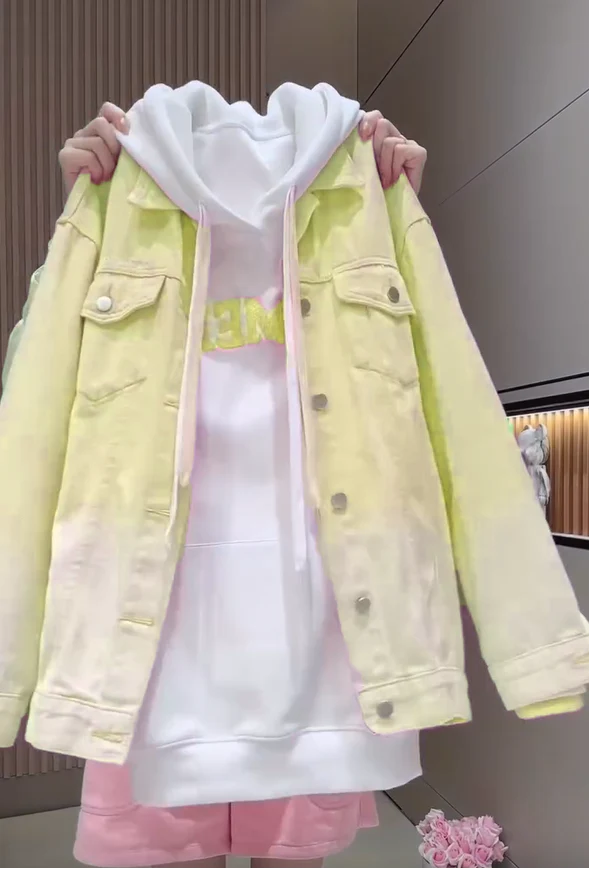 Alicia - Elegant Hooded Jacket